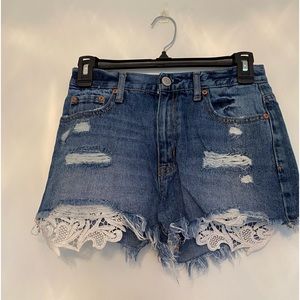 Lace detail jean shorts